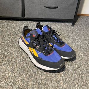 Reebok Classic Leather shoes (size 11.5)